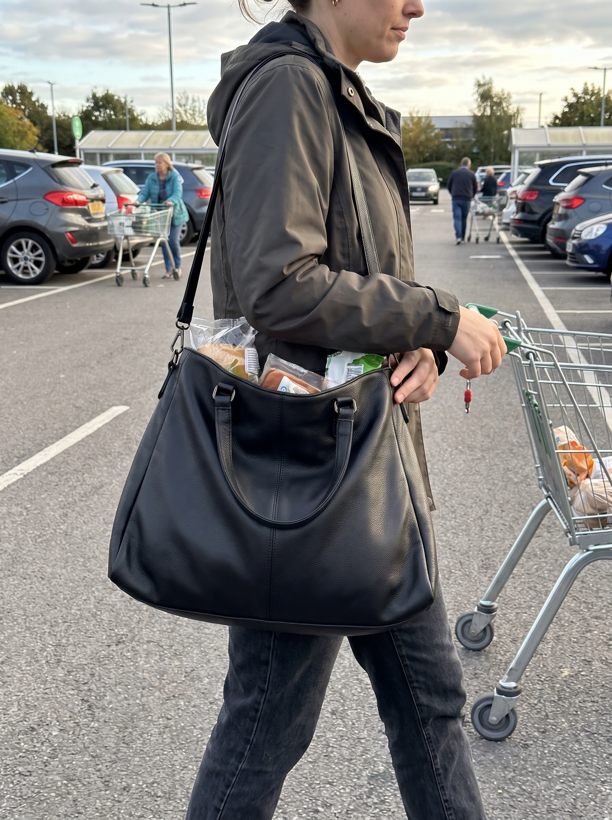 Soft Shopper Shoulder Bag loaded in a car park